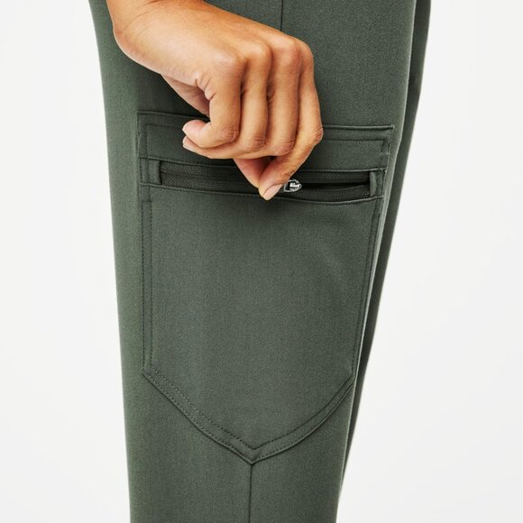 NWT FIGS "Casma" Three-Pocket Scrub Top & "Zamora" Joggers Scrub Pants-Sz:2 XLrg - Picture 15 of 17